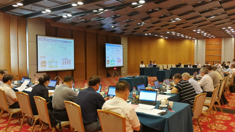 数控机械制造设备：工作台尺寸标准解析
